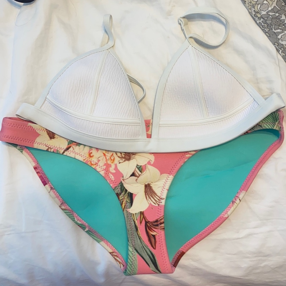 Triangl Bikini